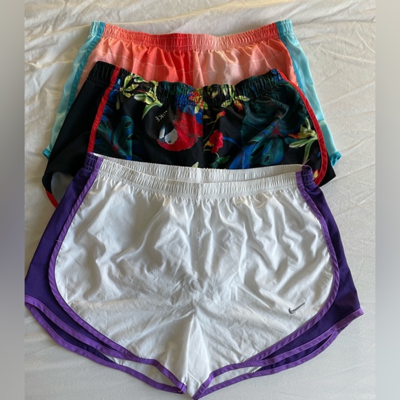 Sold - Picture 2 of 4